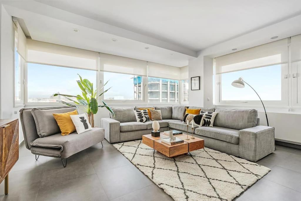 Apartament New Heima Colon Square Madryt